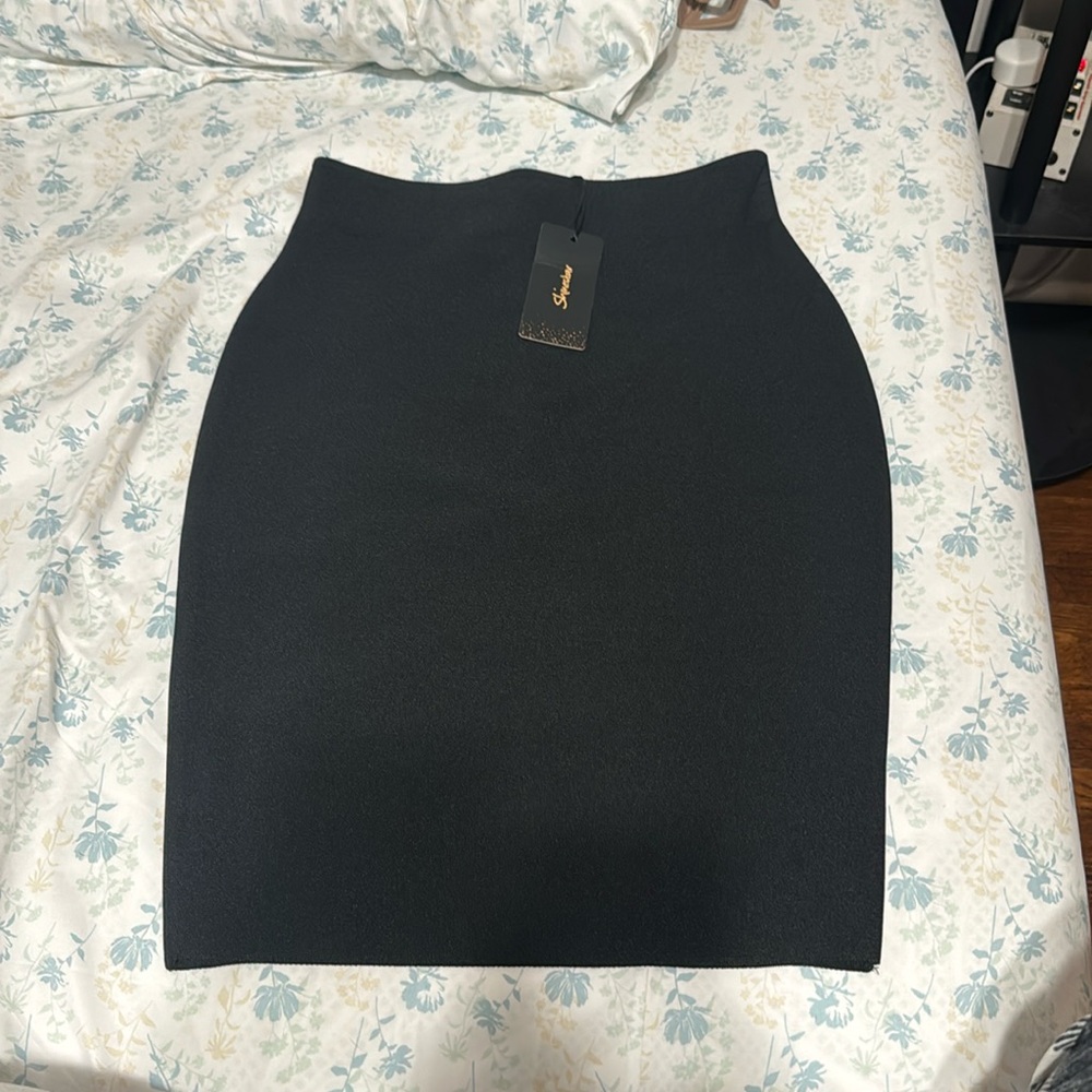 Shine star black bandaged skirt, NWT